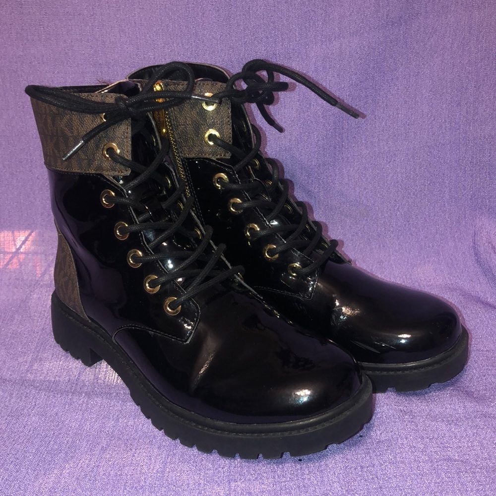 Used Women’s Michael Kors Black Boots Size 6M LS21B